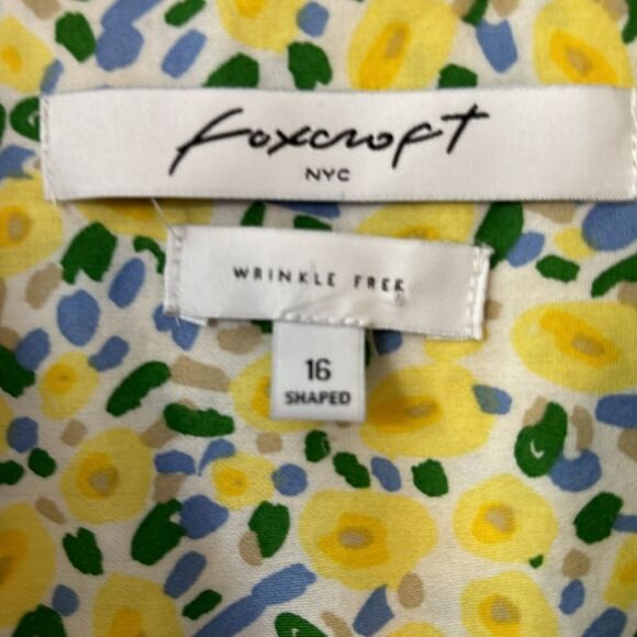 Foxcroft Size 16 Wrinkle Free 3/4 Sleeve floral blouse.  Like new - Picture 2 of 10